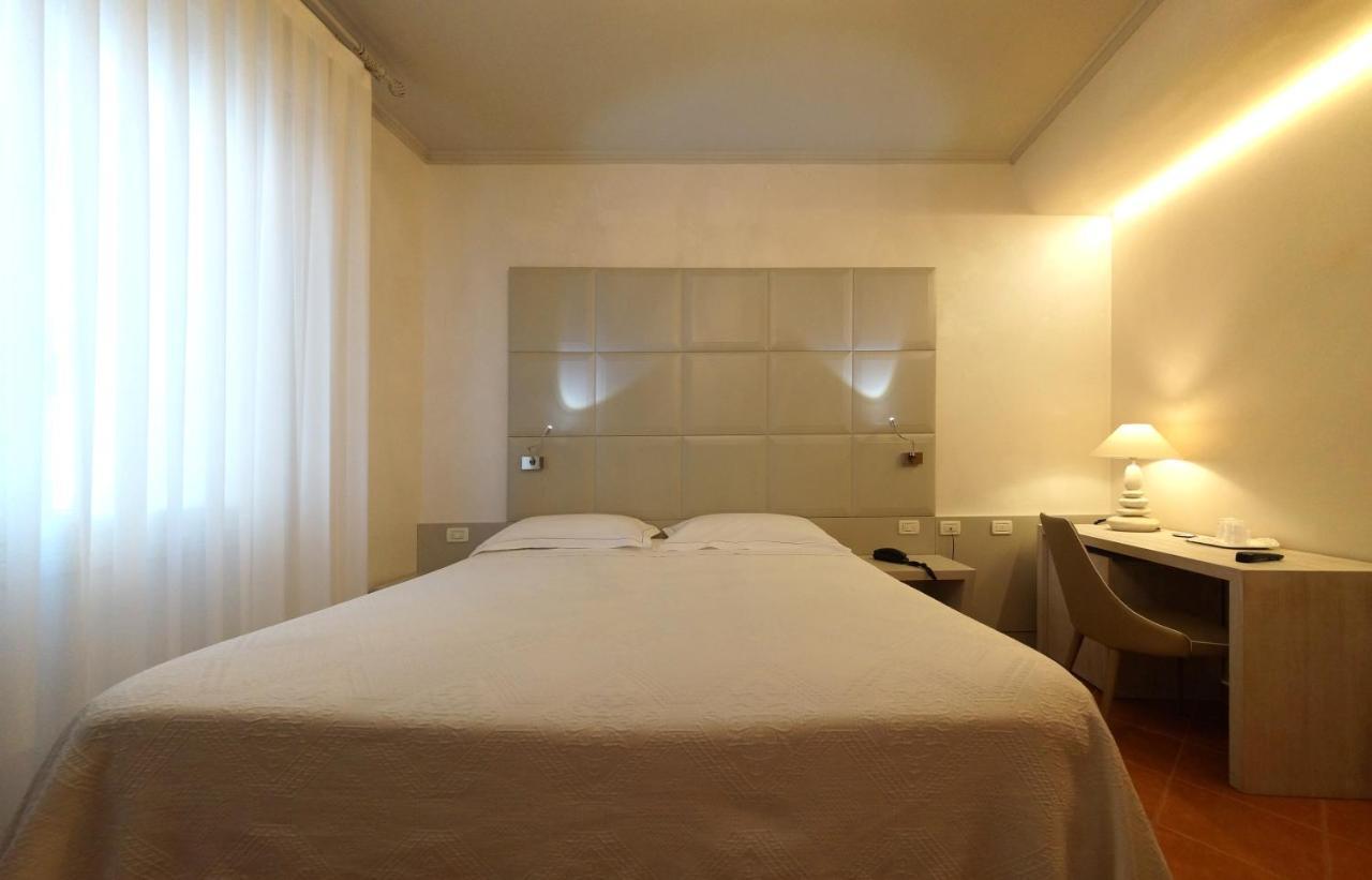 Albergo Morandi Reggio nell'Emilia Zewnętrze zdjęcie