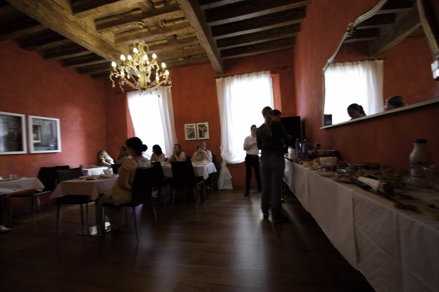 Albergo Morandi Reggio nell'Emilia Zewnętrze zdjęcie