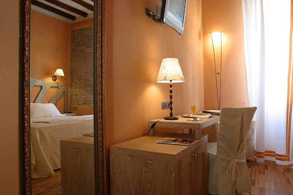 Albergo Morandi Reggio nell'Emilia Pokój zdjęcie